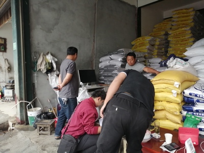州畜牧技術推廣站強化飼料經營企業監管，保障畜牧漁業飼料安全